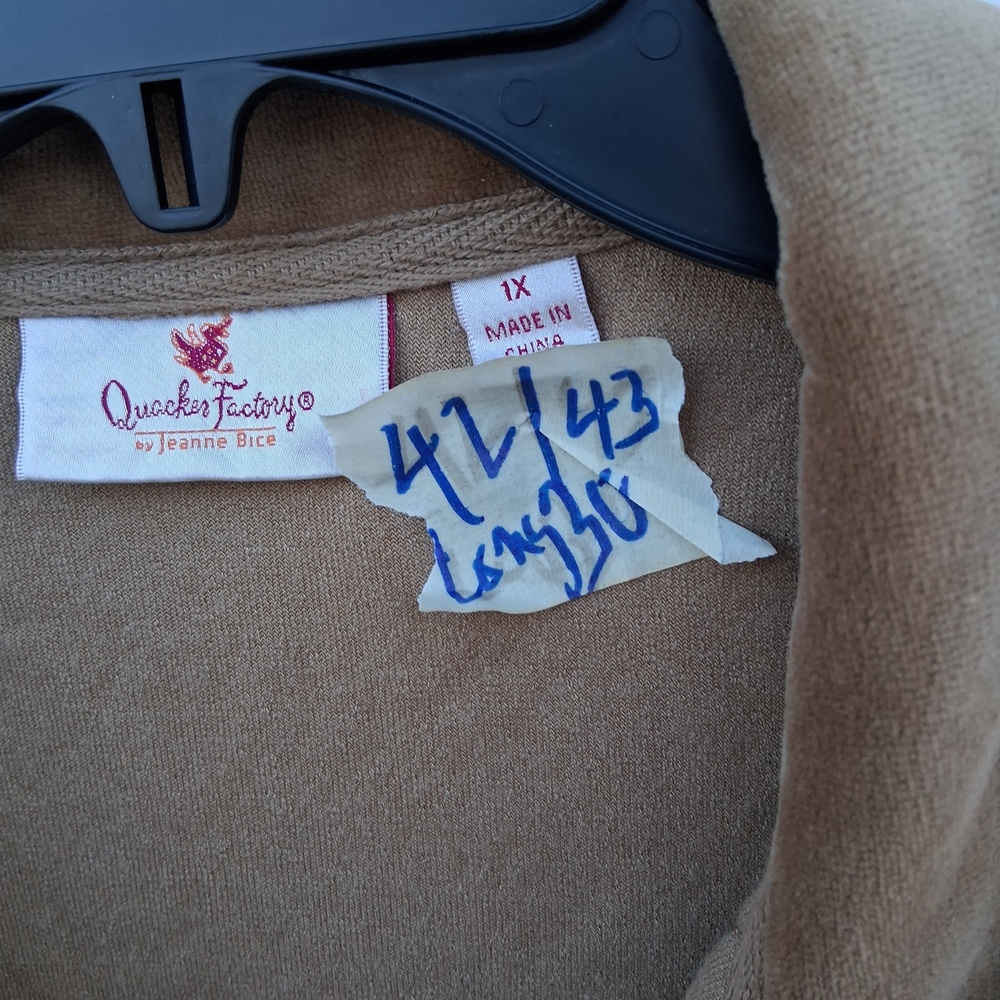 Quacker Factory Tan Top - Picture 2 of 3
